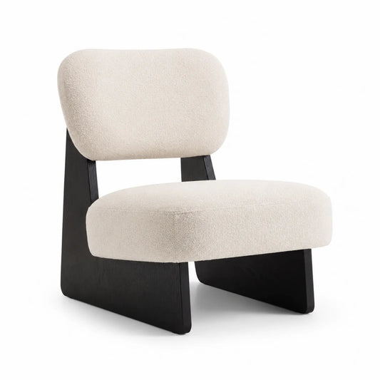 Sedia in tessuto beige con struttura in legno nero, dimensioni 75x70x75 cm