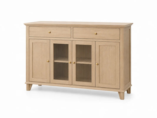 Credenza in legno chiaro con cassetti e ante in vetro